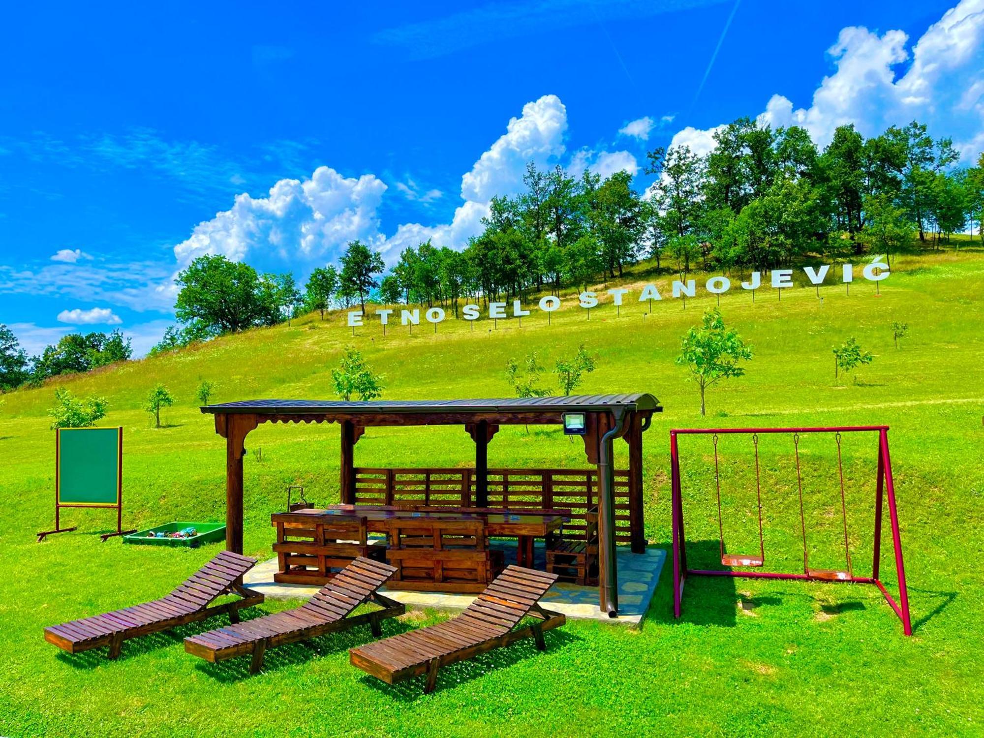 Etno Selo Stanojevic Otel Boljevac Dış mekan fotoğraf