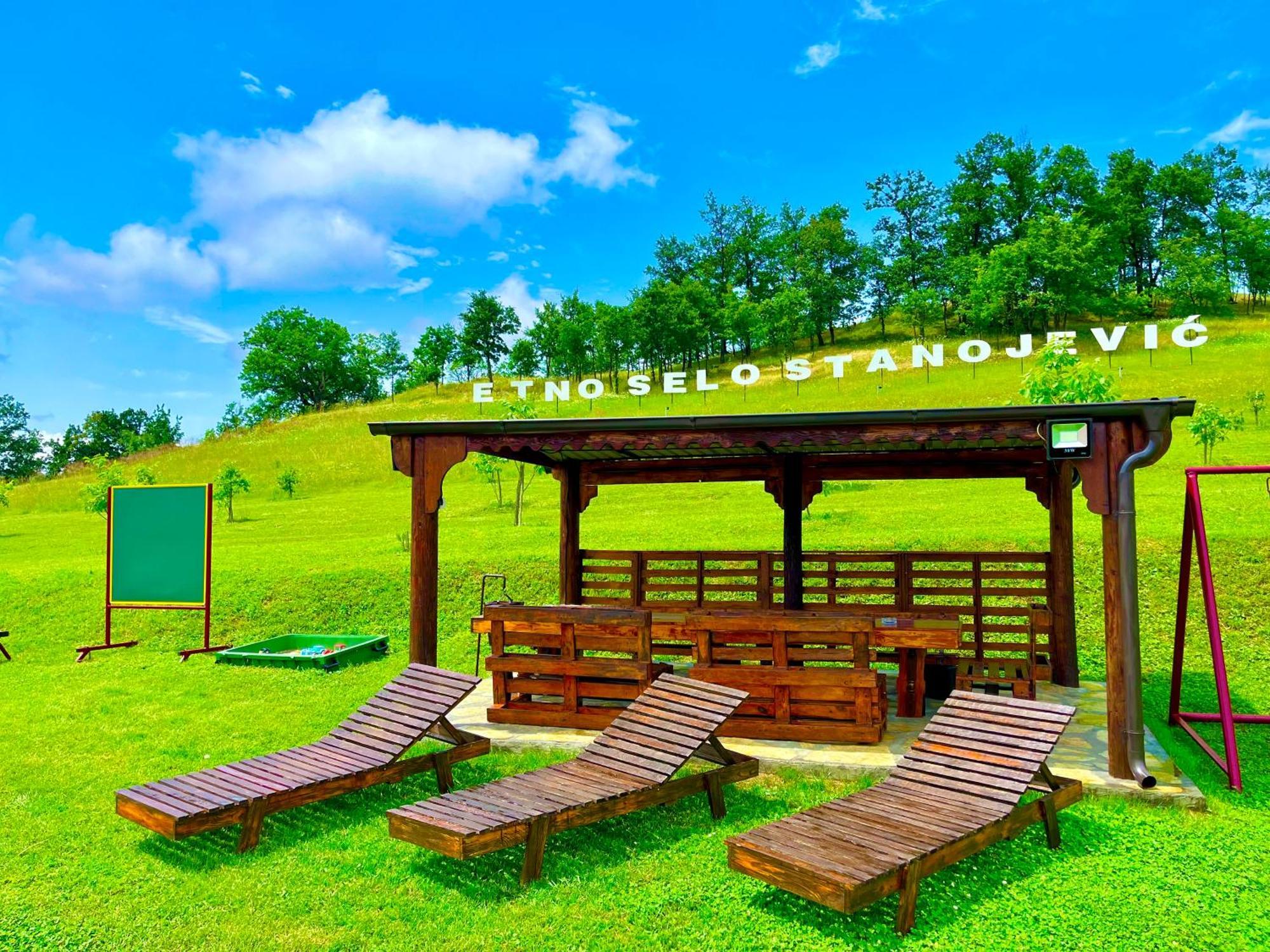 Etno Selo Stanojevic Otel Boljevac Dış mekan fotoğraf